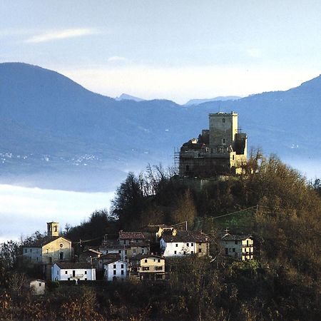 Casavacanzedezza Montecalvo Versiggia ภายนอก รูปภาพ