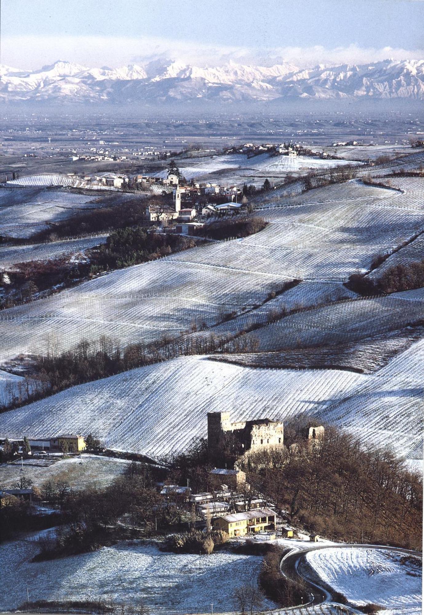 Casavacanzedezza Montecalvo Versiggia ภายนอก รูปภาพ