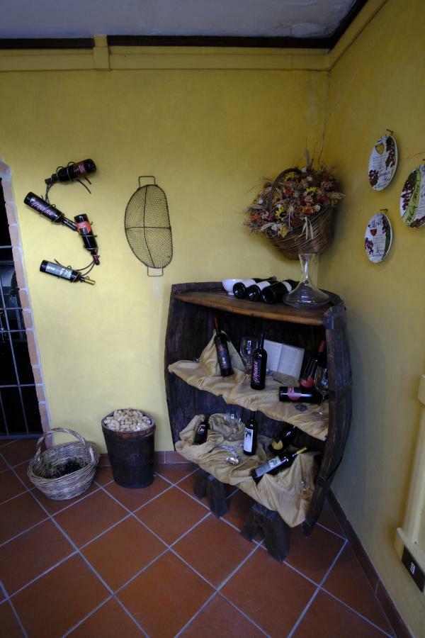 Casavacanzedezza Montecalvo Versiggia ภายนอก รูปภาพ